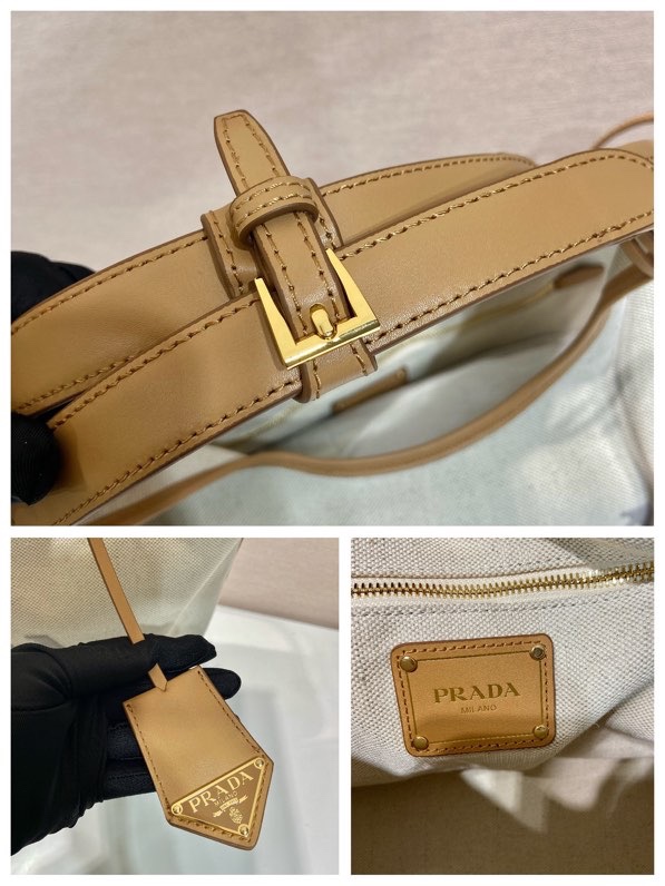 Pra*a tote bags